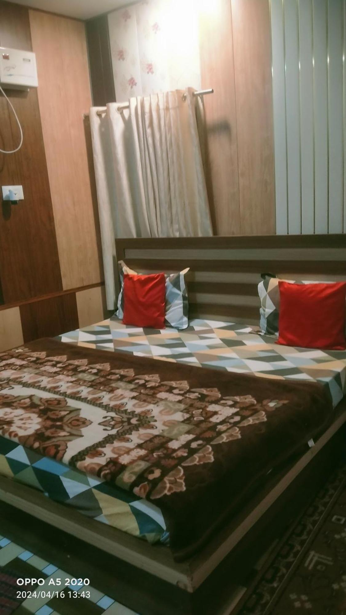 Shree Ram Guest House Near Ram Mandir Ayodhya Exterior photo